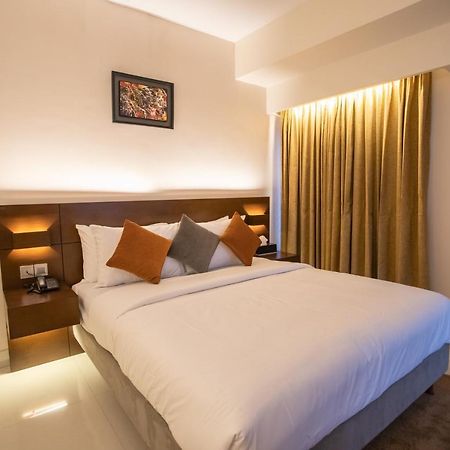 Jatra Flagship Khulna City Centre Экстерьер фото